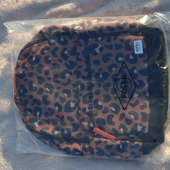 🙀FOSSIL Sport Backpack in Cheetah - Picture 7 of 11